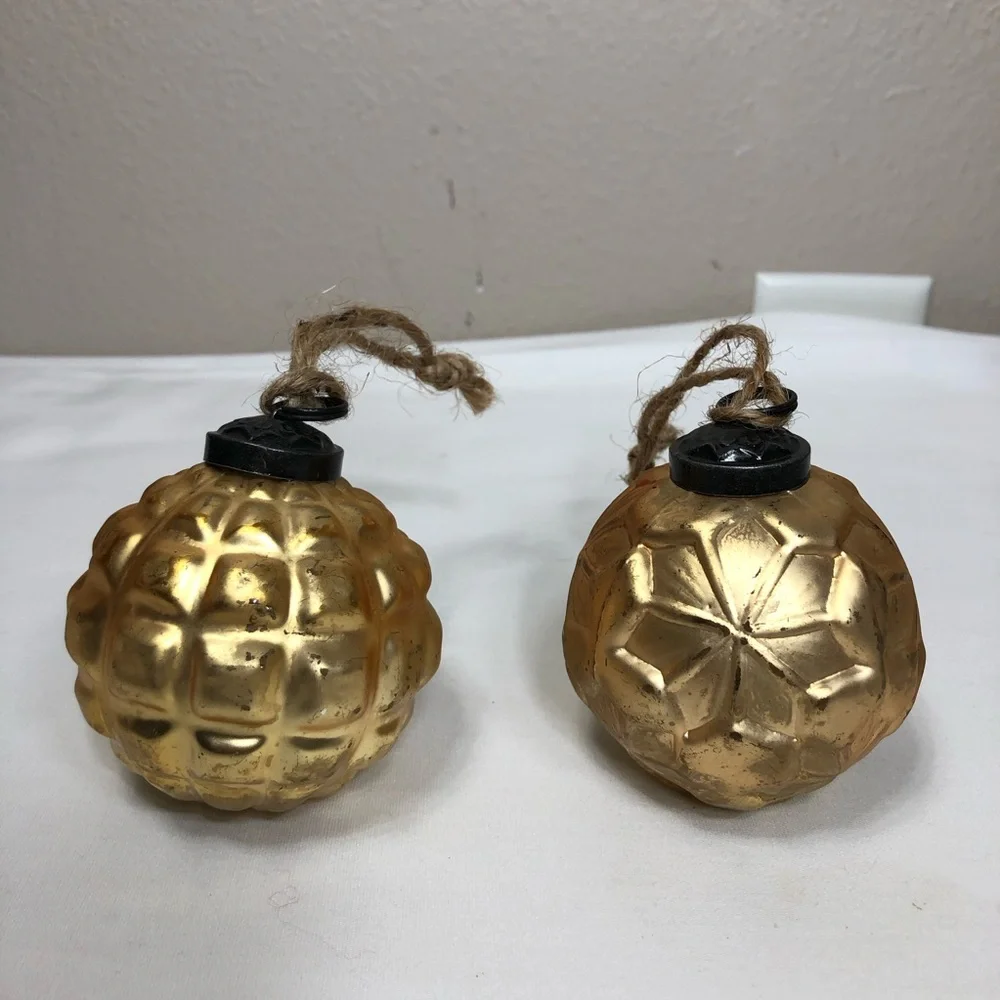 Pottery Barn MERCURY GLASS Embossed Gold Antique Finish‎ Christmas Ornaments 6
